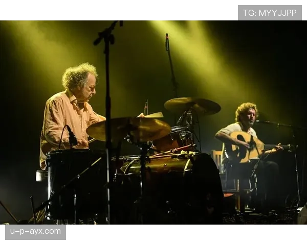 杰西·欧文斯柏林1936：黑人飞人破纪录震撼世界，体育精神超越种族隔阂