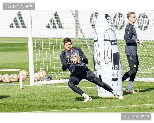 库尔图瓦转会引爆足坛,1亿欧元创历史天价引关注 库尔图瓦转会引爆足坛,1亿欧元创历史天价引关注