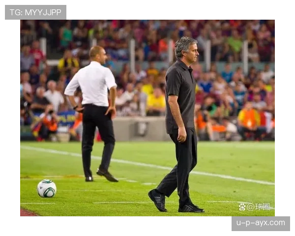 沙尔克主帅独树一帜执教有方，球队状态回升引球迷期待